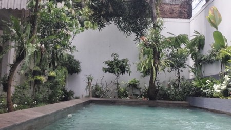 VERY LUXURY HOUSE AT KEBAYORAN BARU AREA