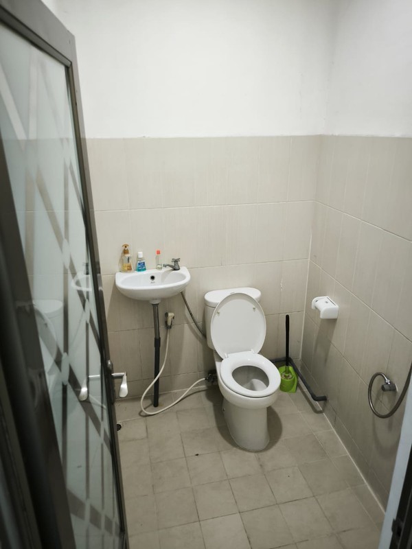 DIJUAL/SEWAKAN CEPAT RUKO 3 LANTAI NOL JALAN RAYA MAYJEND SUNGKONO SURABAYA BARAT
