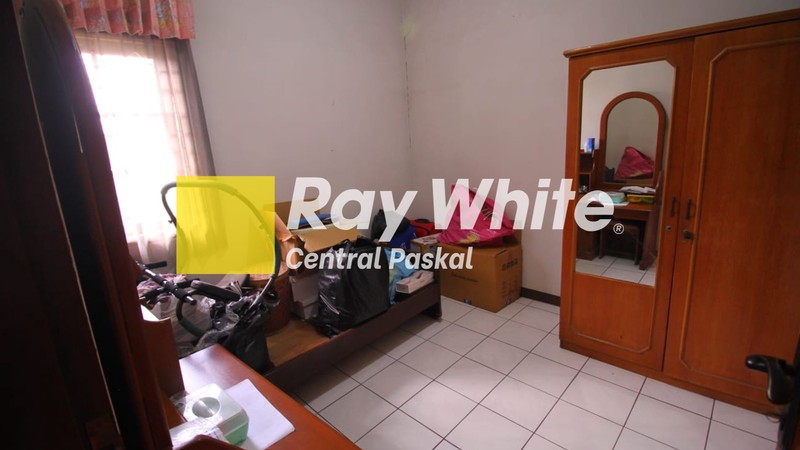 Rumah 2 Lantai di Mainroad Taman Cibaduyut Indah Bandung