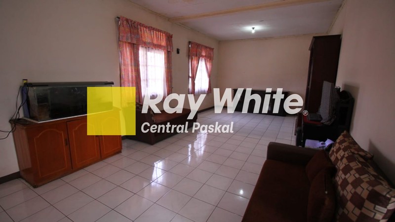 Rumah 2 Lantai di Mainroad Taman Cibaduyut Indah Bandung