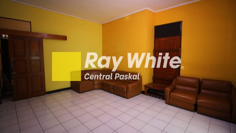 Rumah 2 Lantai di Mainroad Taman Cibaduyut Indah Bandung