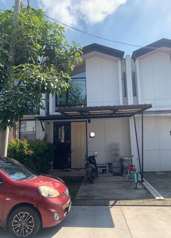 Rumah Siap Huni di Kawasan Premium Rolling Hills Karawang Akses Langsung Tol Karawang Barat