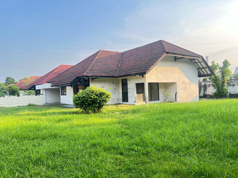 Di Jual Ex Expat Housing TAMAN SIDOARJO