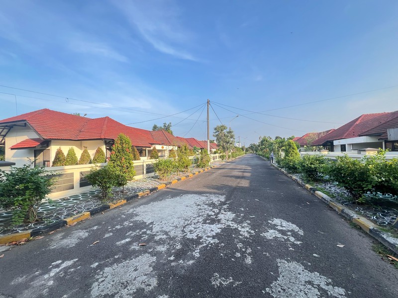 Di Jual Ex Expat Housing TAMAN SIDOARJO