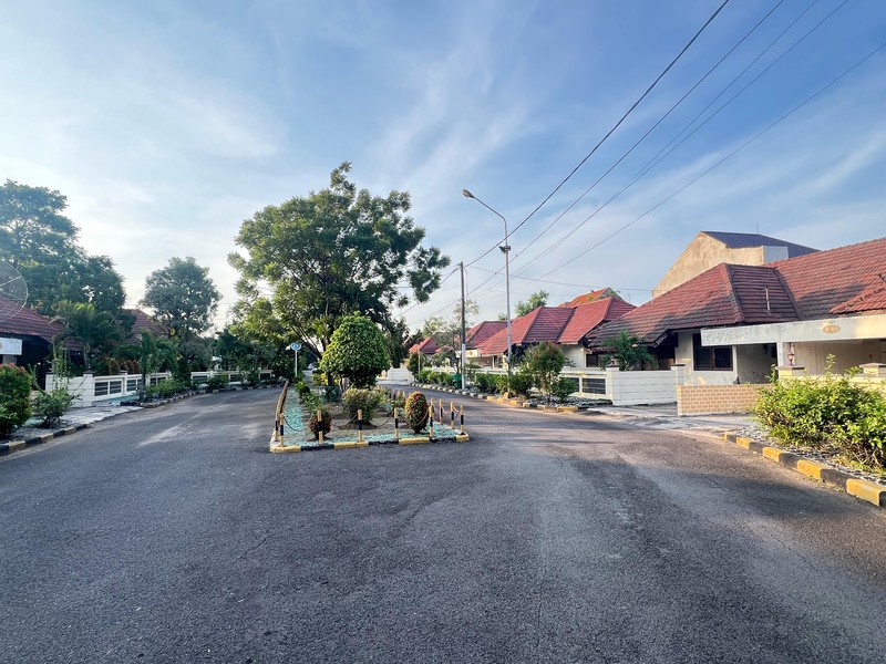 Di Jual Ex Expat Housing TAMAN SIDOARJO