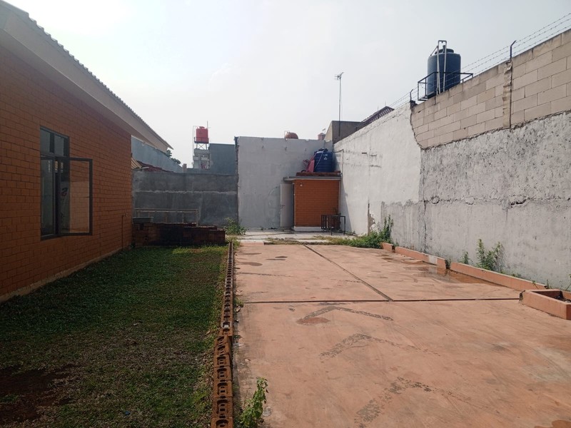 Tanah 690 Meter di Pinggir Jalan Raya Lokasi Premium Pondok Kelapa Duren Sawit