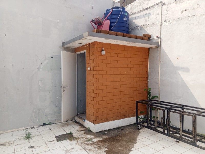 Tanah 690 Meter di Pinggir Jalan Raya Lokasi Premium Pondok Kelapa Duren Sawit