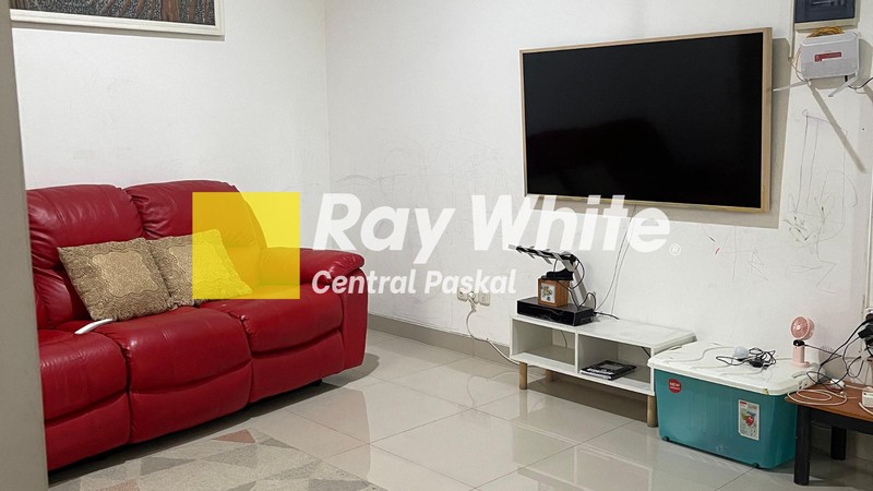 Rumah 2,5 Lantai di Batununggal Indah Kota Bandung
