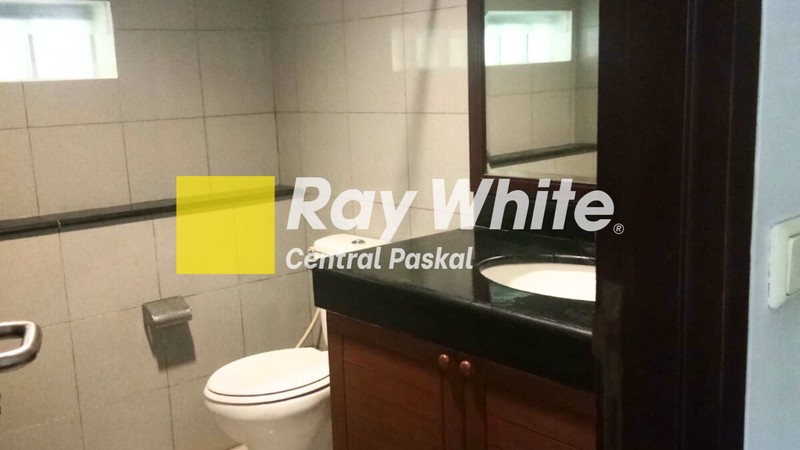 Rumah Apik dan Terawat di Hegarmanah Bandung