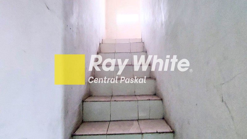 Rumah di Mainroad Cibauyut Raya Kota Bandung