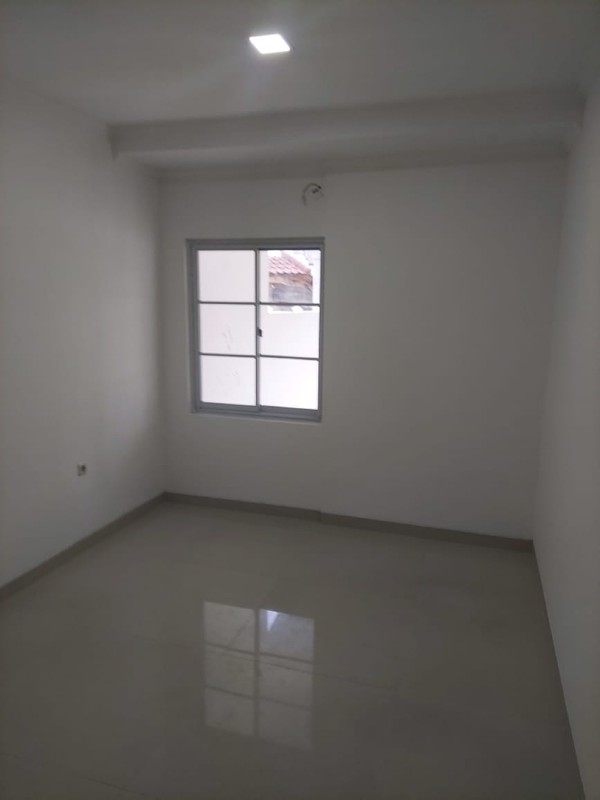 Rumah bagus dengan 24 jam keamanan