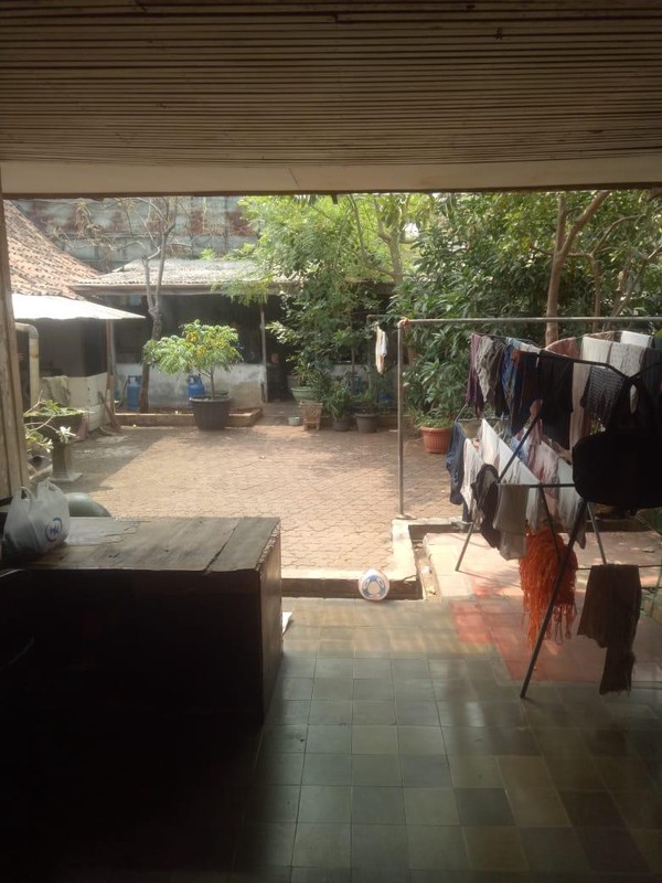 Dijual Rumah Lama di Area Pegangsaan, Menteng - Investasi Menguntungkan Jangka Panjang