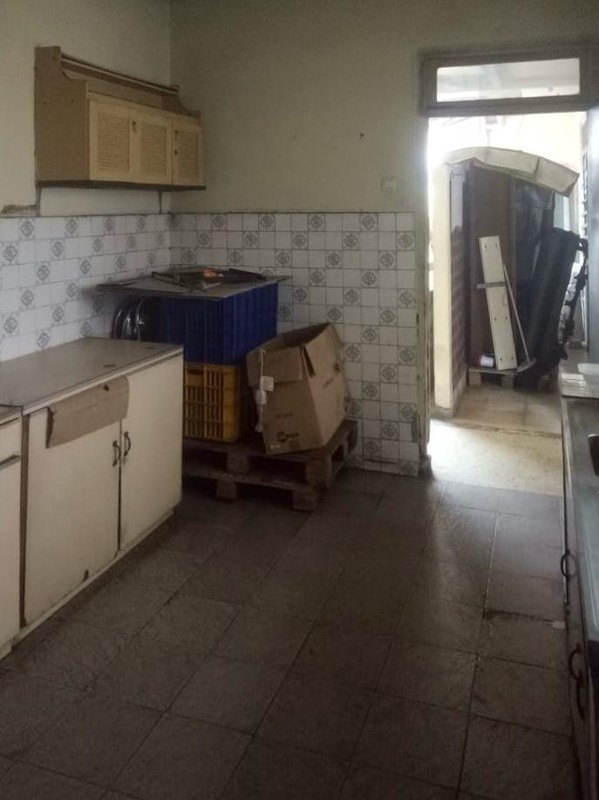 Dijual Rumah Lama di Area Pegangsaan, Menteng - Investasi Menguntungkan Jangka Panjang