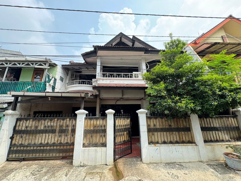 Dijual Rumah 3 Lantai di Rawasari Timur, Cempaka Putih - Jakarta Pusat