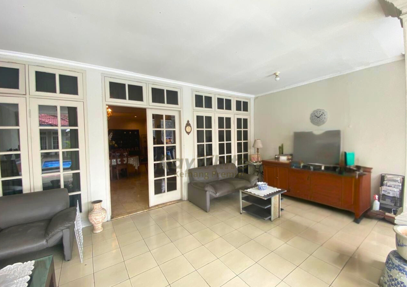 Rumah Megah Luas Strategis di Jalan Bangka Elite Hanya 1,8 Km dari Lippo Mal Kemang