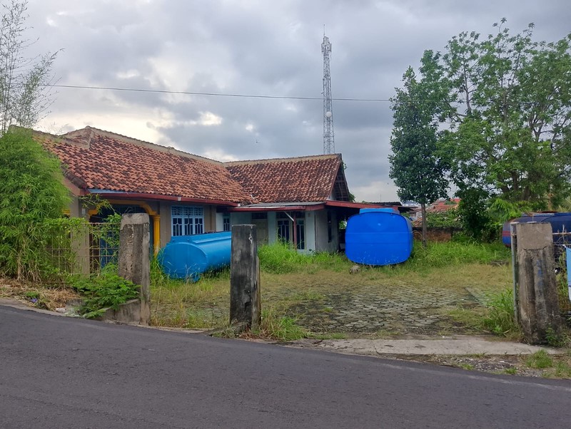 rumah murah dibawah harga pasaran luas tanah 1456m&#xb2; plus kontrakan 5 pintu dekat kodim imam bonjol