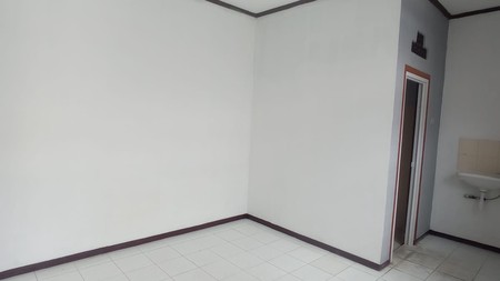 DiJual Rumah Terawat Mulyosari Tengah,dekat Pakuwon City n ITS