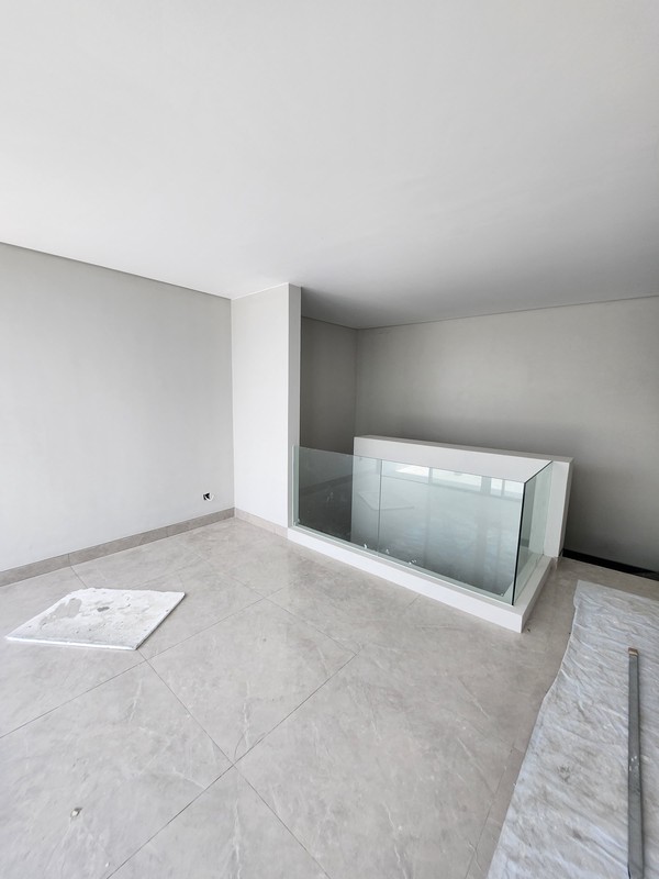 Jual Cepat Rumah Citraland Dempsey Hill Tipe Hazel Deluxe Rooftop Special Unit View Lake / Danau - Siap Huni - Ready Stock Dekat Ruko Galeria.citraland, Citra Berkat, Uc, Ciputra Hospital, Superindo B