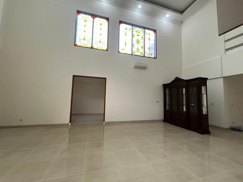 Prime Location house for rent in central kemang jakarta selatan 