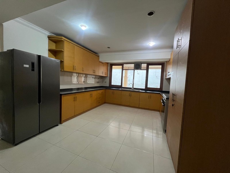 Prime Location house for rent in central kemang jakarta selatan 