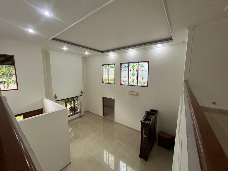 Prime Location house for rent in central kemang jakarta selatan 