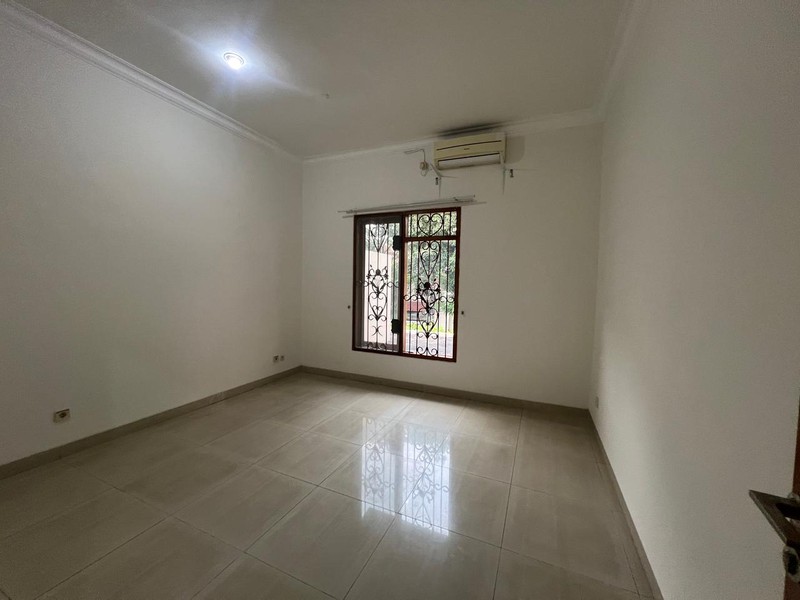 Prime Location house for rent in central kemang jakarta selatan 