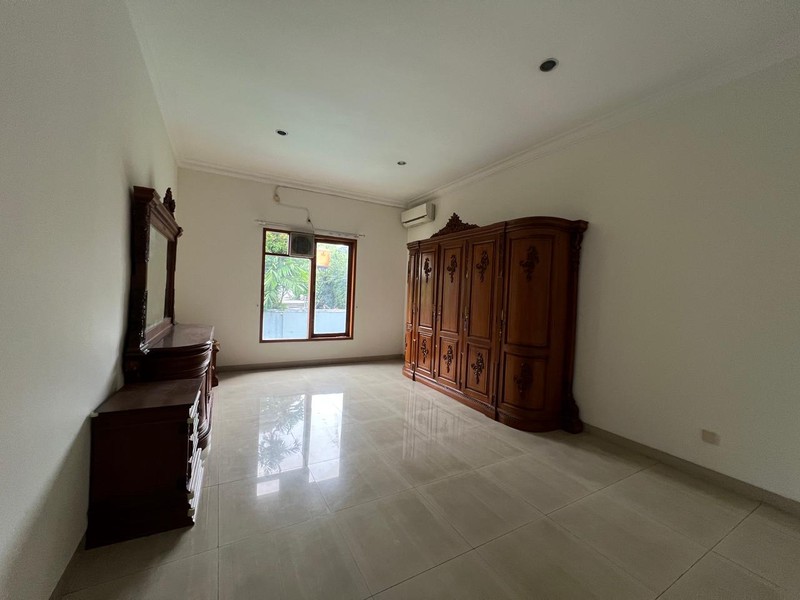 Prime Location house for rent in central kemang jakarta selatan 