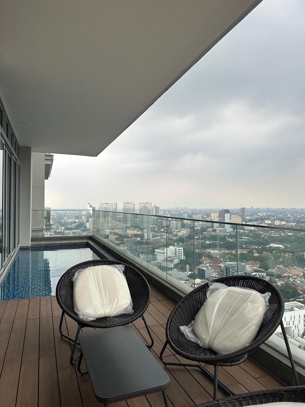For Rent Penthouse The Stature Jakarta Apartment, 3BR, Luxury, Fully Furnished