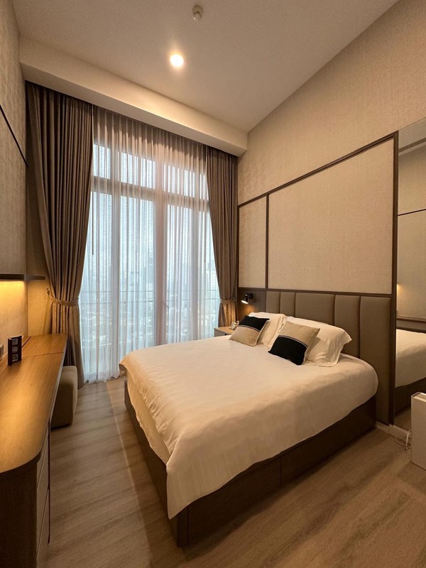 For Rent Penthouse The Stature Jakarta Apartment, 3BR, Luxury, Fully Furnished
