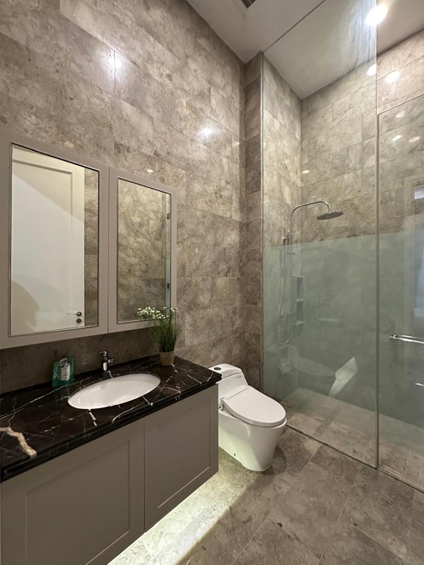 For Rent Penthouse The Stature Jakarta Apartment, 3BR, Luxury, Fully Furnished