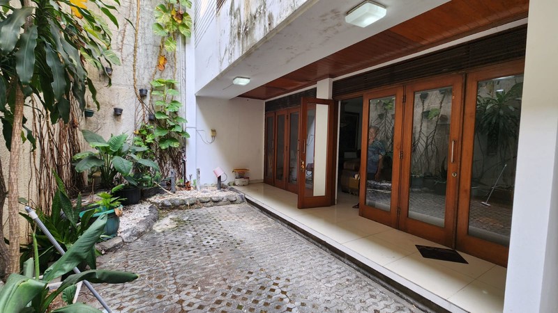 Disewa Rumah Jl. Minangkabau, Jakarta Selatan, Cocok Untuk Kantor/ Usaha
