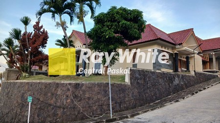 Rumah Villa di Cipageran Kota Cimahi
