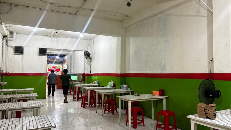 Disewakan Ruko Hanya Di Lantai 1 Dan 2, Lokasi Komersial Strategis Dan Ramai, Di Tebet Barat Jaksel
