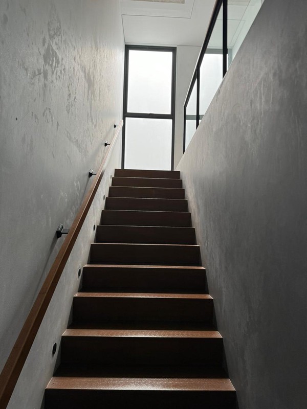 Modern minimalist style house for expat family  fully furnish in kemang 