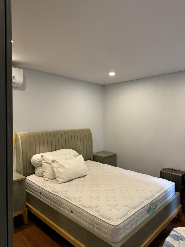 Modern minimalist style house for expat family  fully furnish in kemang 