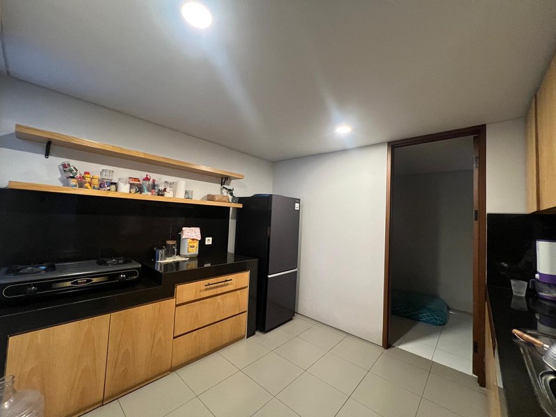 Modern minimalist style house for expat family  fully furnish in kemang 