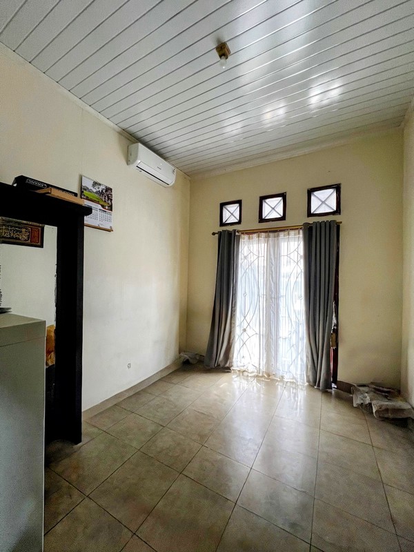 Rumah Melati Mas, Cluster terdekat dengan Tol