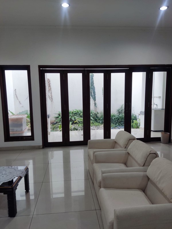 Townhouse Benda Kemang