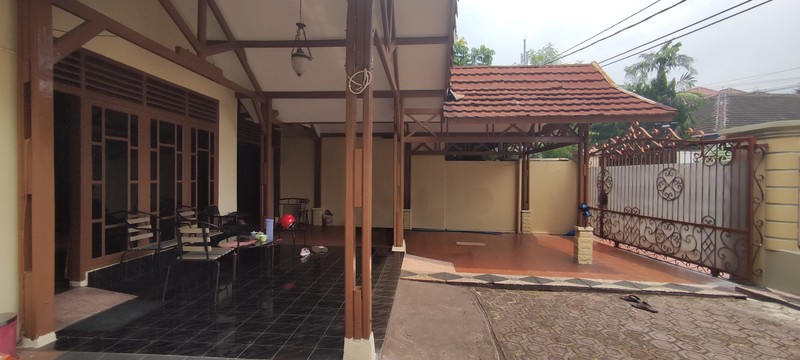 Rumah Hitung Tanah Area Cipete