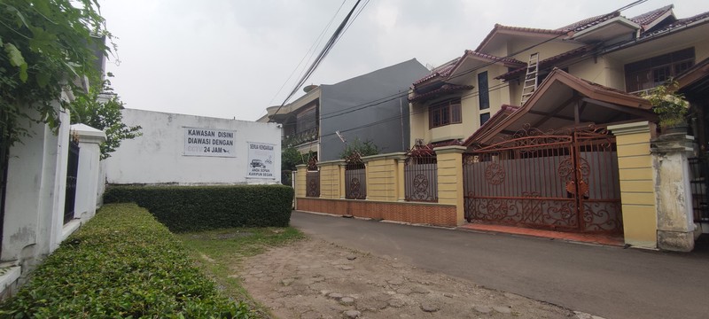 Rumah Hitung Tanah Area Cipete