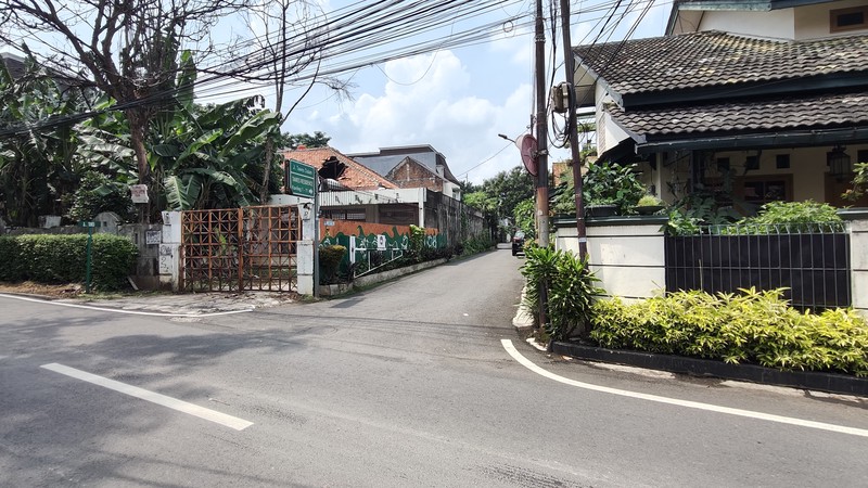 Rumah Hitung Tanah Area Cipete