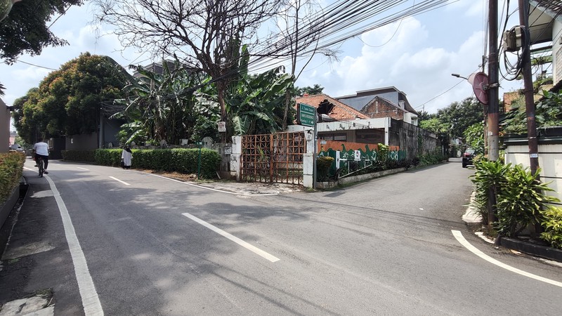Rumah Hitung Tanah Area Cipete