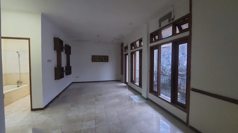 Rumah Siap Huni kawasan Strategis @Radio Dalam