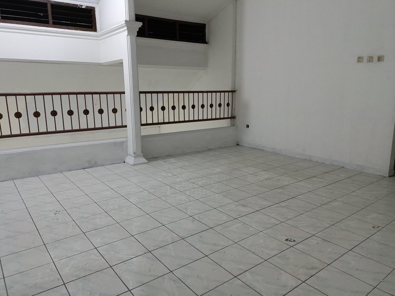 Rumah Strategis di Palem Raja Timur C Ext, Duri Kosambi, Jakarta Barat