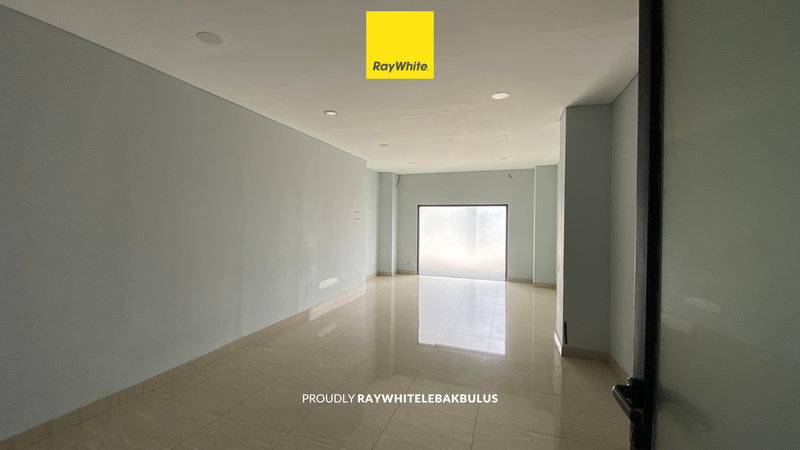 Dijual Cepat! Gedung Kantor Siap Pakai di Jl Wijaya, Kebayoran Baru 