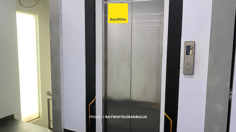 Dijual Cepat! Gedung Kantor Siap Pakai di Jl Wijaya, Kebayoran Baru 