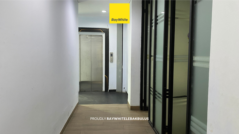 Dijual Cepat! Gedung Kantor Siap Pakai di Jl Wijaya, Kebayoran Baru 