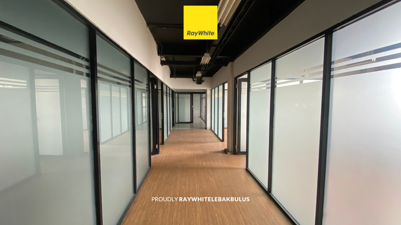 Dijual Cepat! Gedung Kantor Siap Pakai di Jl Wijaya, Kebayoran Baru 