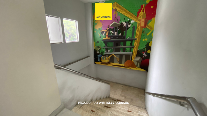 Dijual Cepat! Gedung Kantor Siap Pakai di Jl Wijaya, Kebayoran Baru 