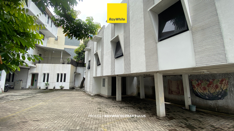 Dijual Cepat! Gedung Kantor Siap Pakai di Jl Wijaya, Kebayoran Baru 